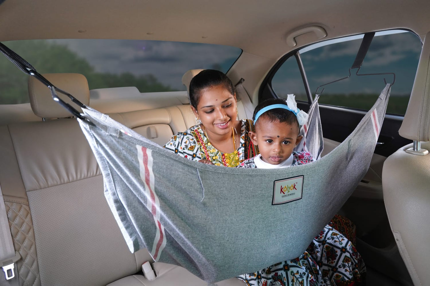 Kolyok Swing: Premium Car Hammock - Comfort, Safety, Style. Enjoy Stress-Free Picnics with Your Little One!