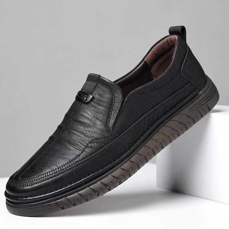 Comfortable Men's Trendy Daily Wear Casual Shoe - Black