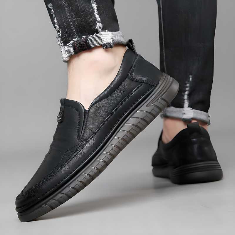 Comfortable Men's Trendy Daily Wear Casual Shoe - Black